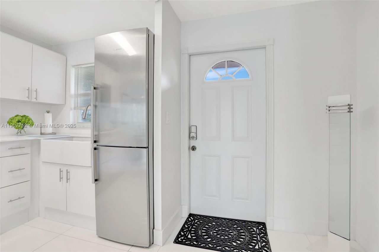 2931 E Sunrise Lakes Dr, Unit 109, Sunrise, FL 33322 Photo