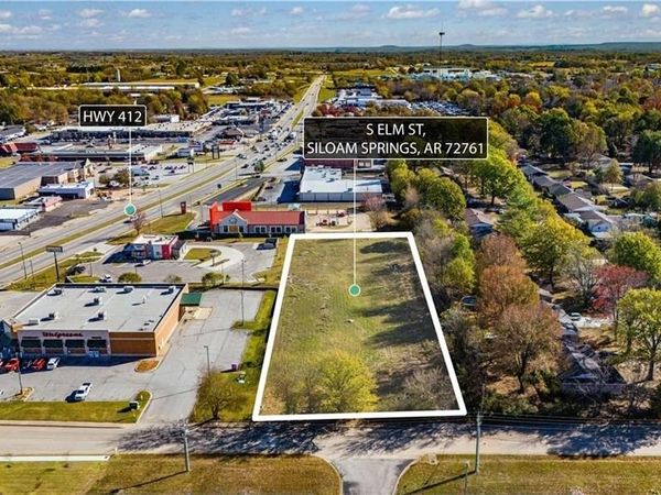 1501 S Elm Street, Siloam Springs, AR 72761