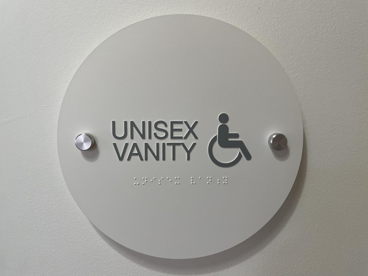 484 King Street Photo 26