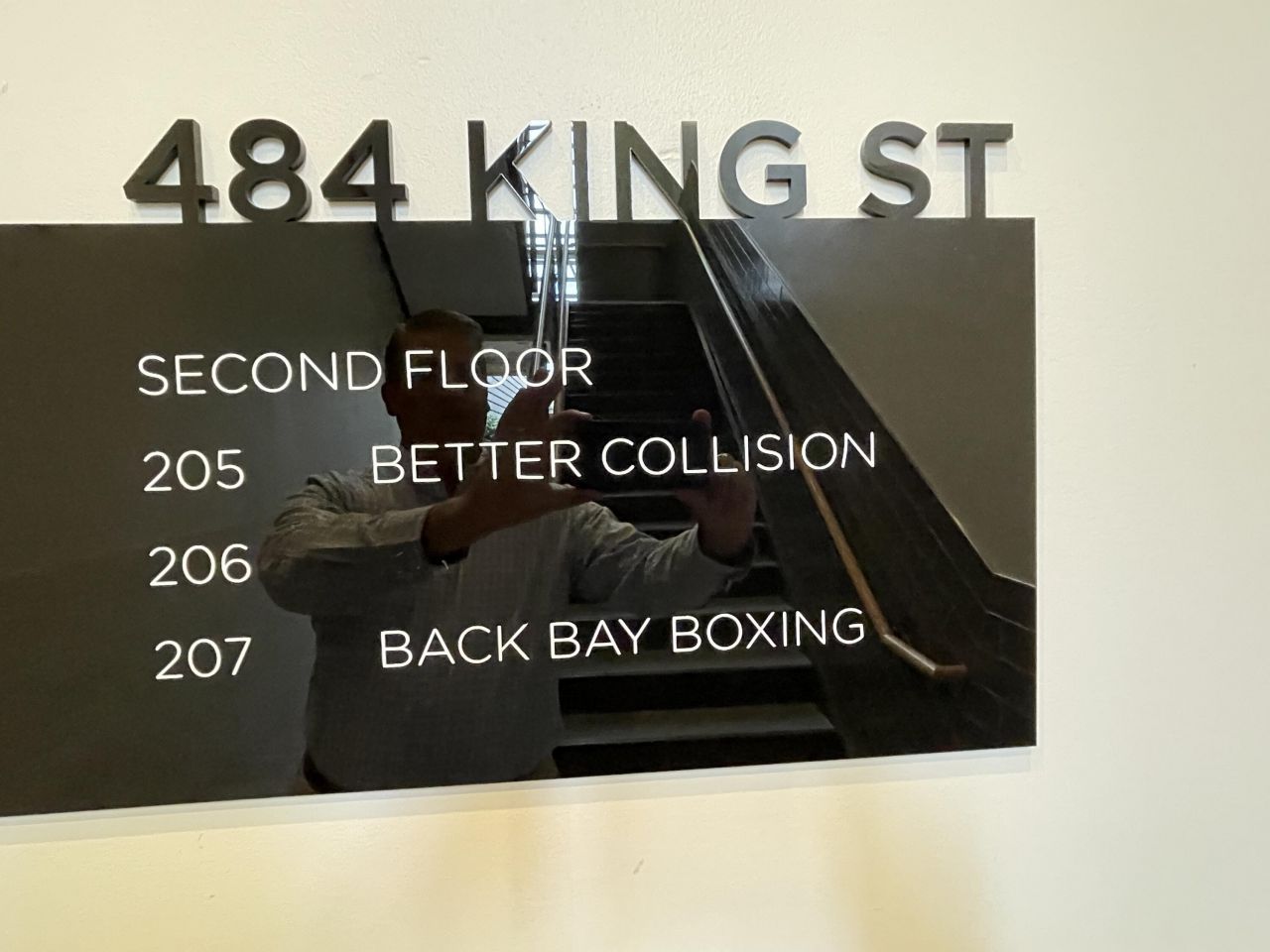 484 King Street Photo 29