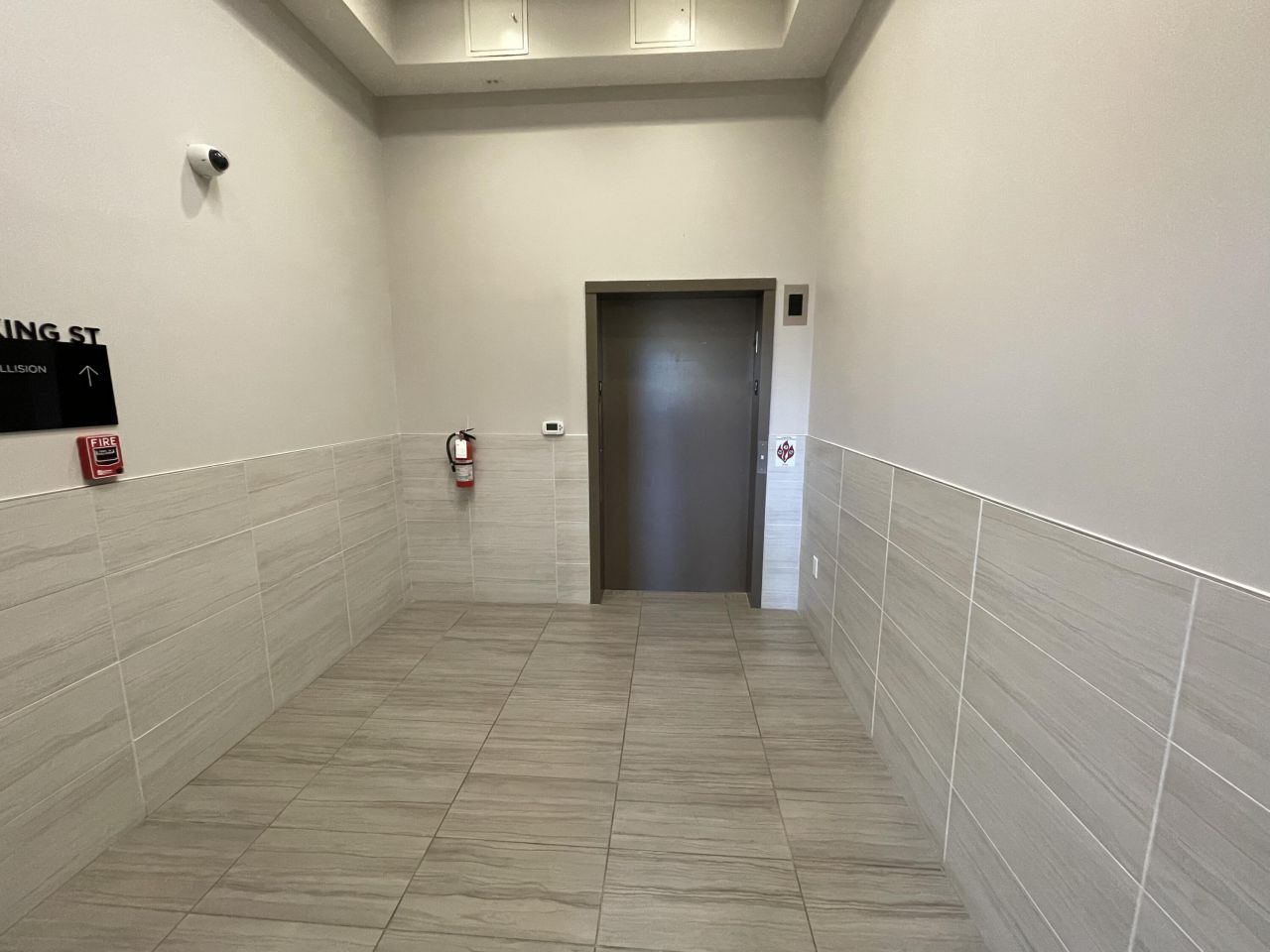 484 King Street Photo 31