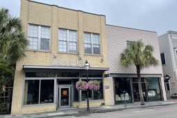 484 King Street photo 4