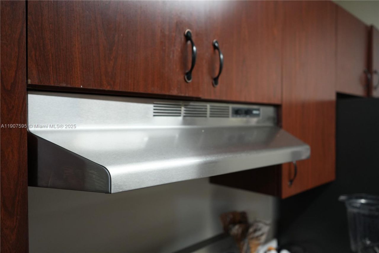 10370 SW 220th St, Unit 218, Cutler Bay, FL 33190 Photo