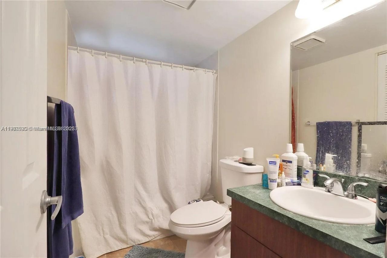 10370 SW 220th St, Unit 218, Cutler Bay, FL 33190 Photo