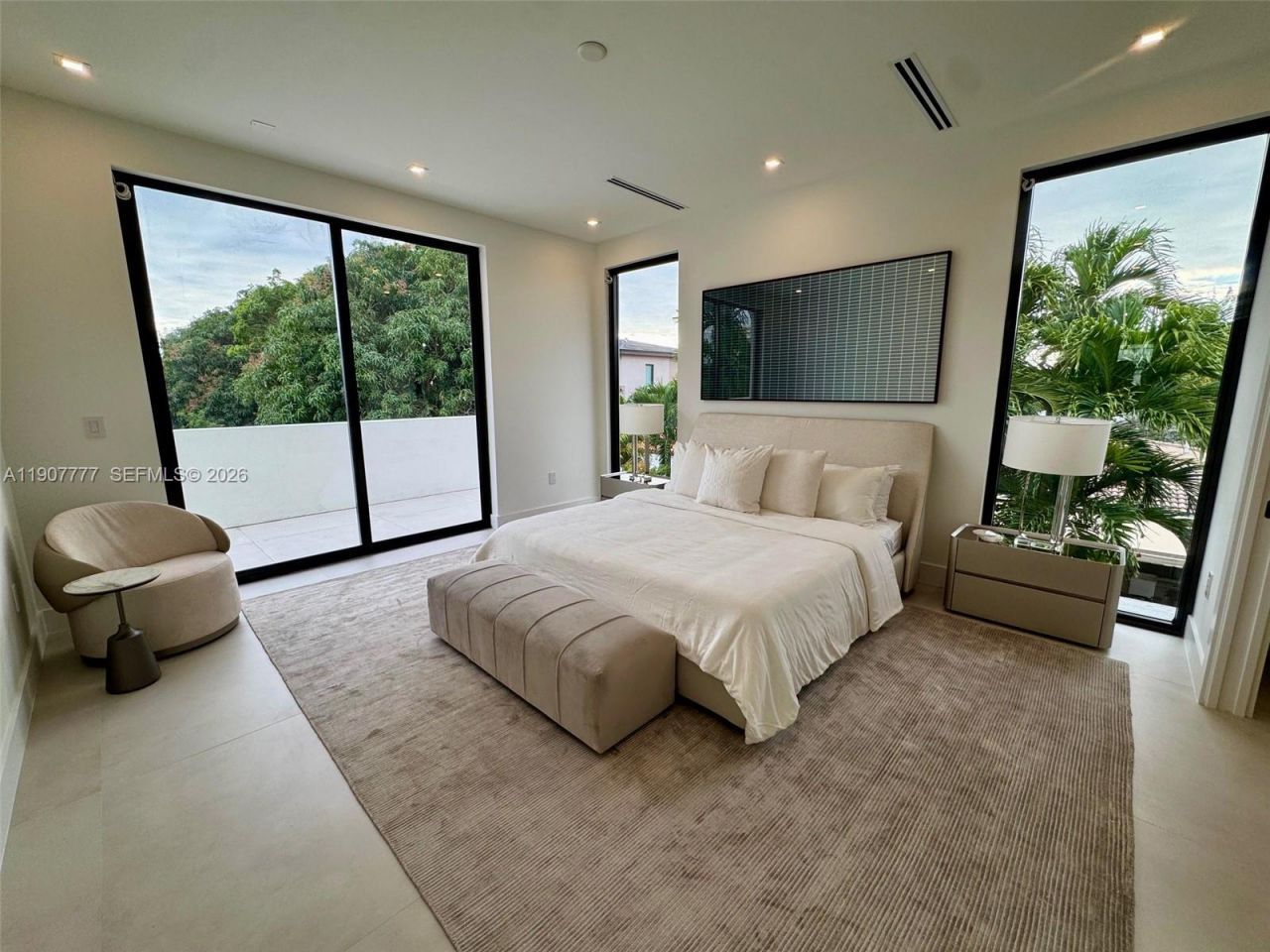 9024 Abbott Ave, Surfside, FL 33154 Photo