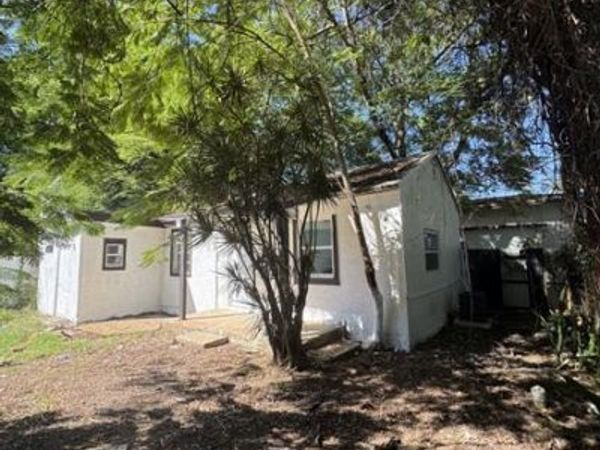 261 NW 81st Street, Unit B, Miami, FL 33150