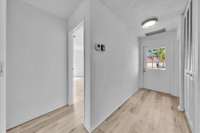 123 Amherst Lane, Unit 123, Lake Worth, FL 33467 Photo