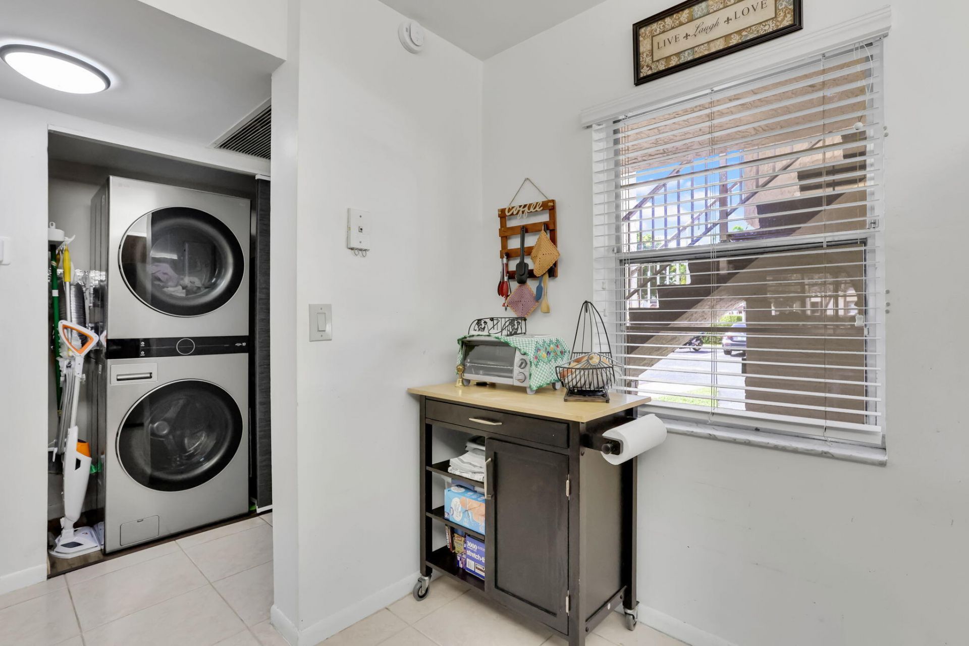 2423 NW 89th Drive, Unit 102, Coral Springs, FL 33065 Photo
