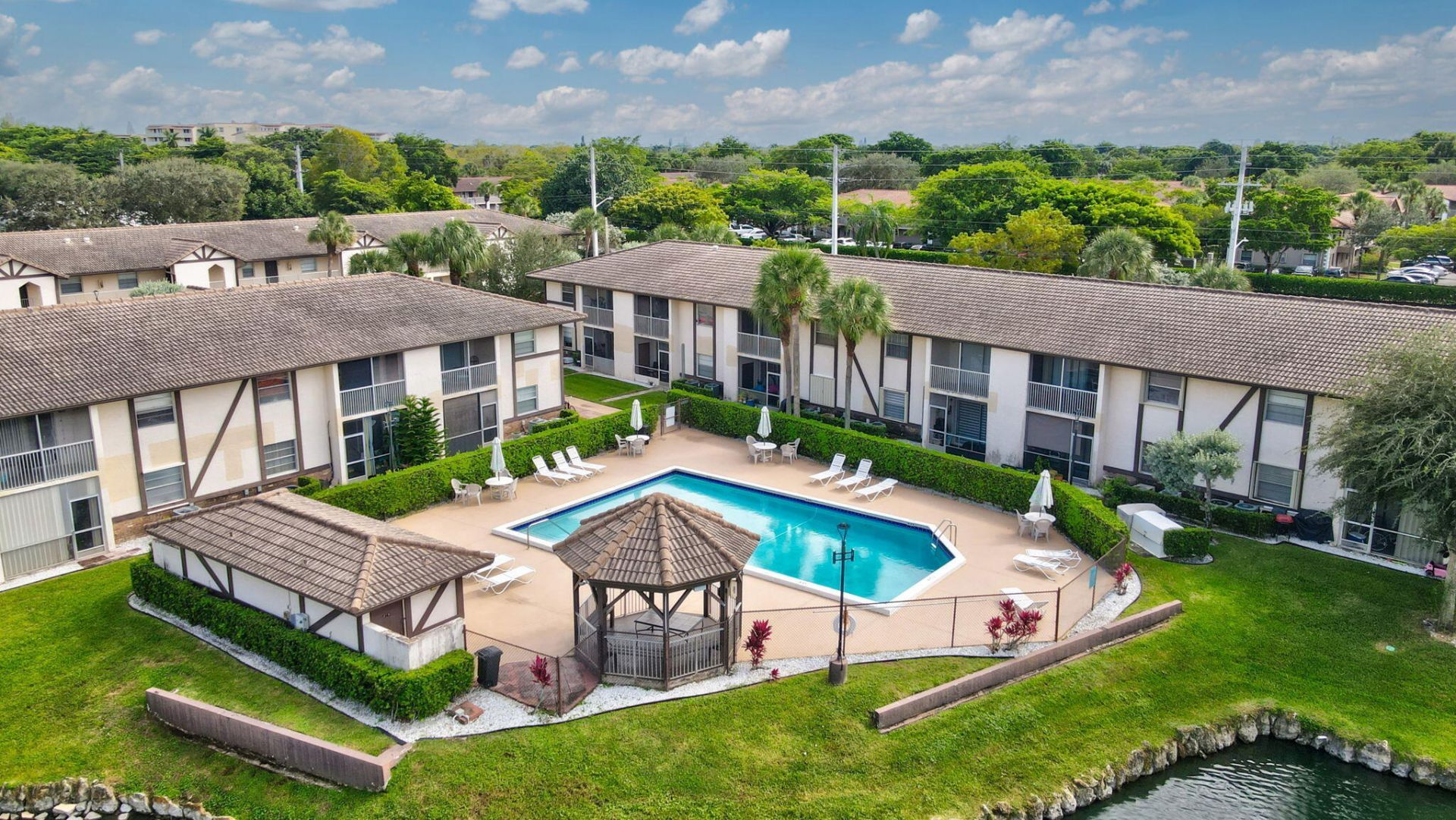 2423 NW 89th Drive, Unit 102, Coral Springs, FL 33065 Photo