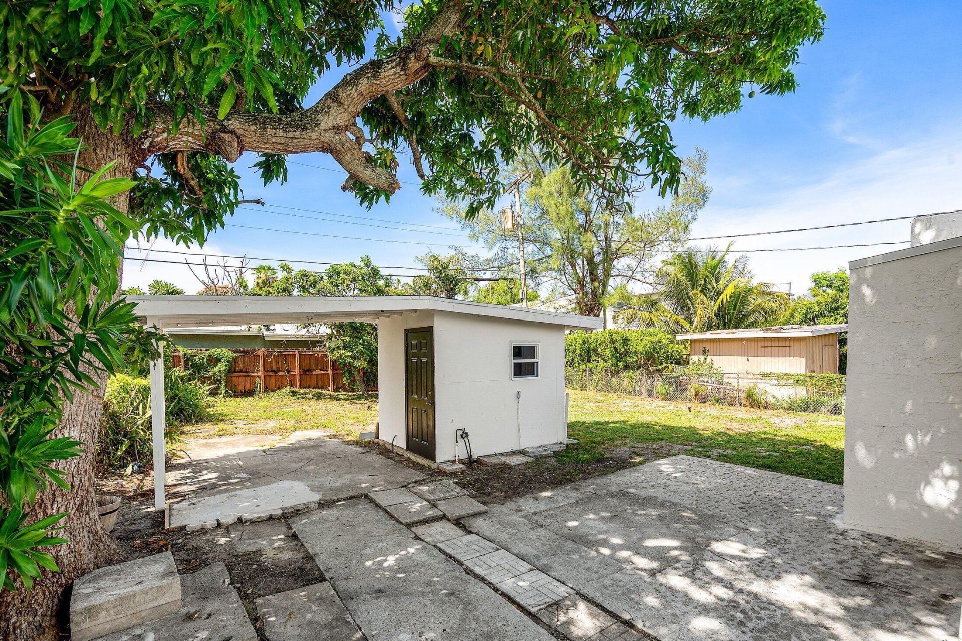 719 Briggs Street, West Palm Beach, FL 33405 Photo