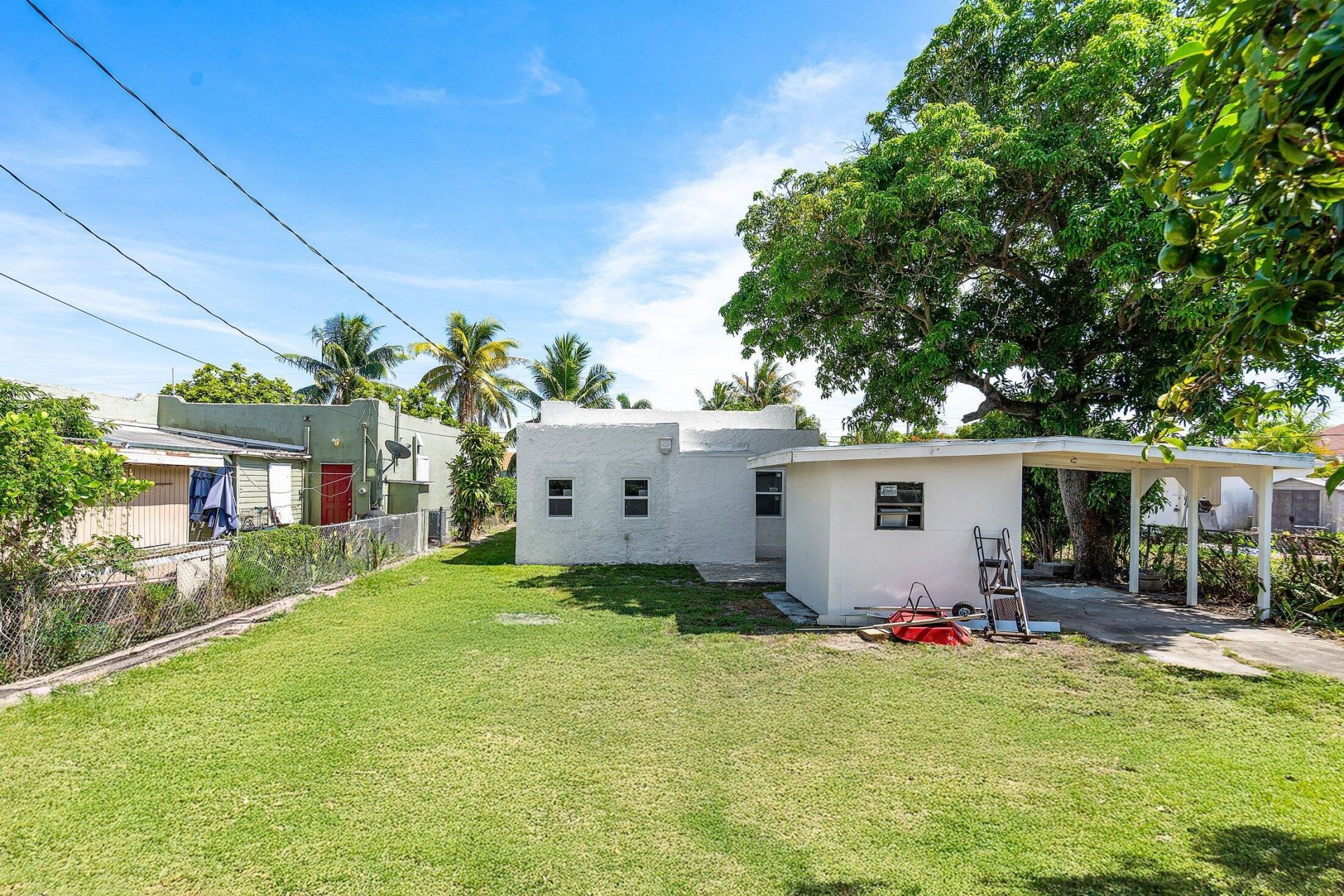 719 Briggs Street, West Palm Beach, FL 33405 Photo