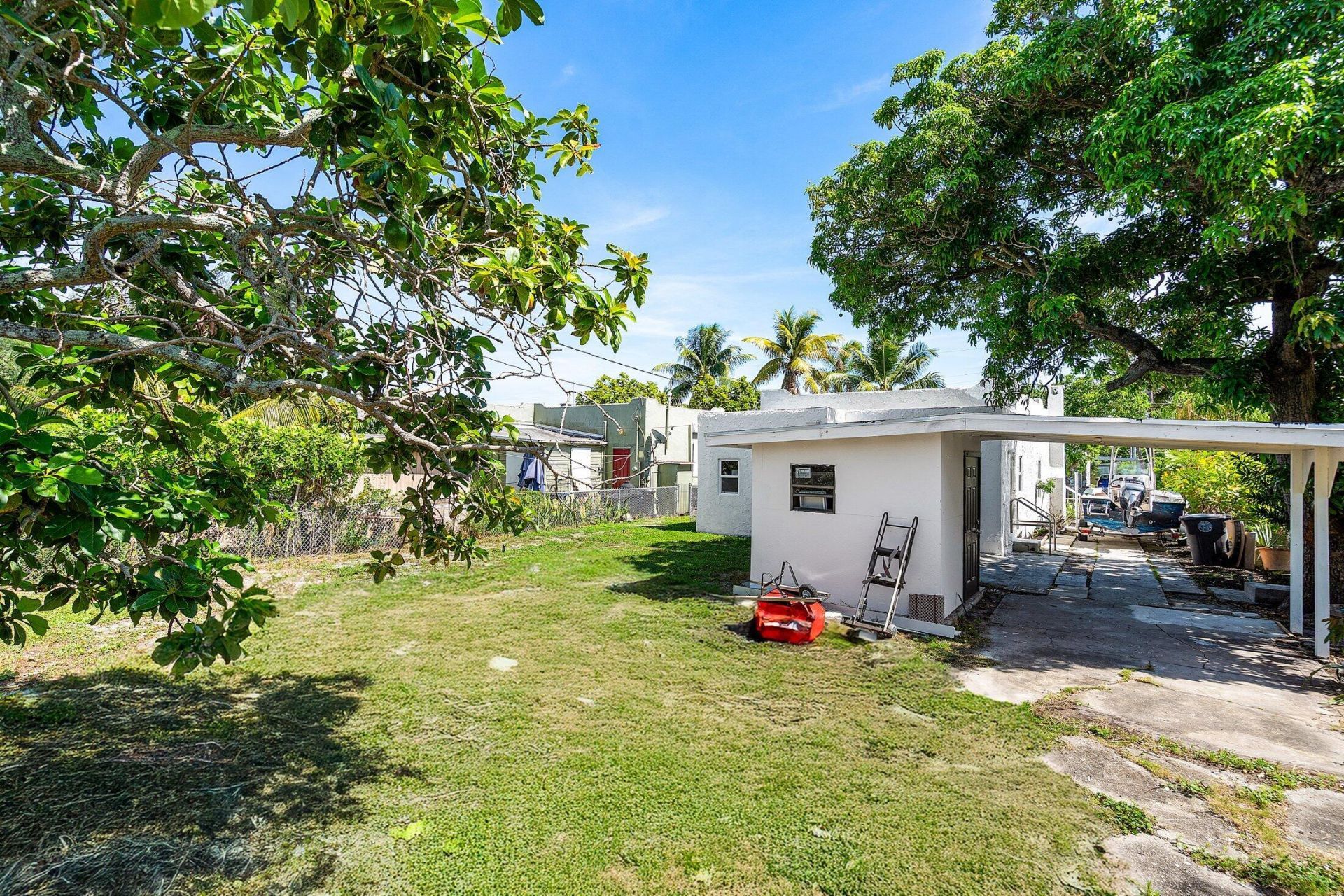 719 Briggs Street, West Palm Beach, FL 33405 Photo