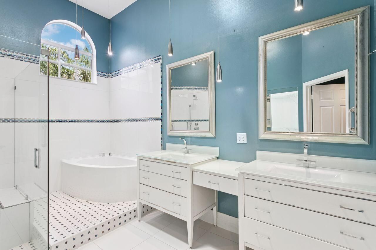 12921 Oak Knoll Drive, Palm Beach Gardens, FL 33418 Photo