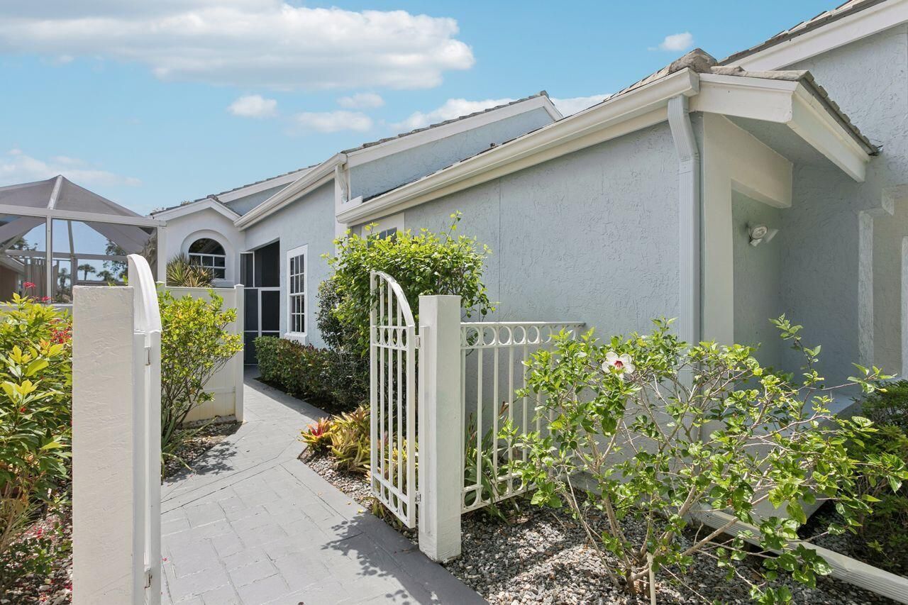 12921 Oak Knoll Drive, Palm Beach Gardens, FL 33418 Photo