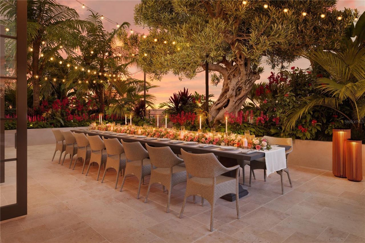 65 S Palm Avenue, Unit 702, Sarasota, FL 34236 Photo