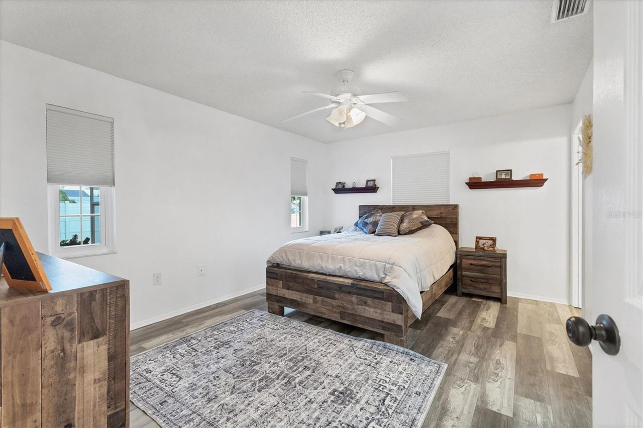 1275 42nd Street, Sarasota, FL 34234 Photo