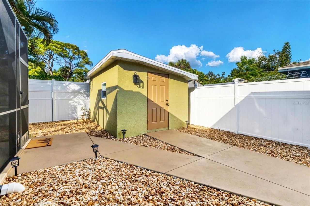 1275 42nd Street, Sarasota, FL 34234 Photo