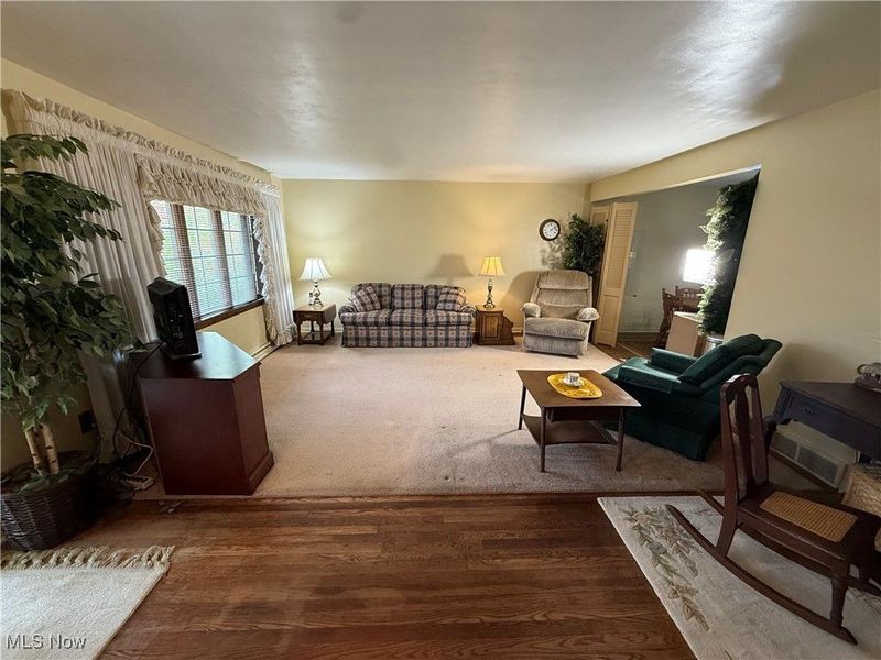 15706 Maple Drive, East Liverpool, OH 43920 Photo 11