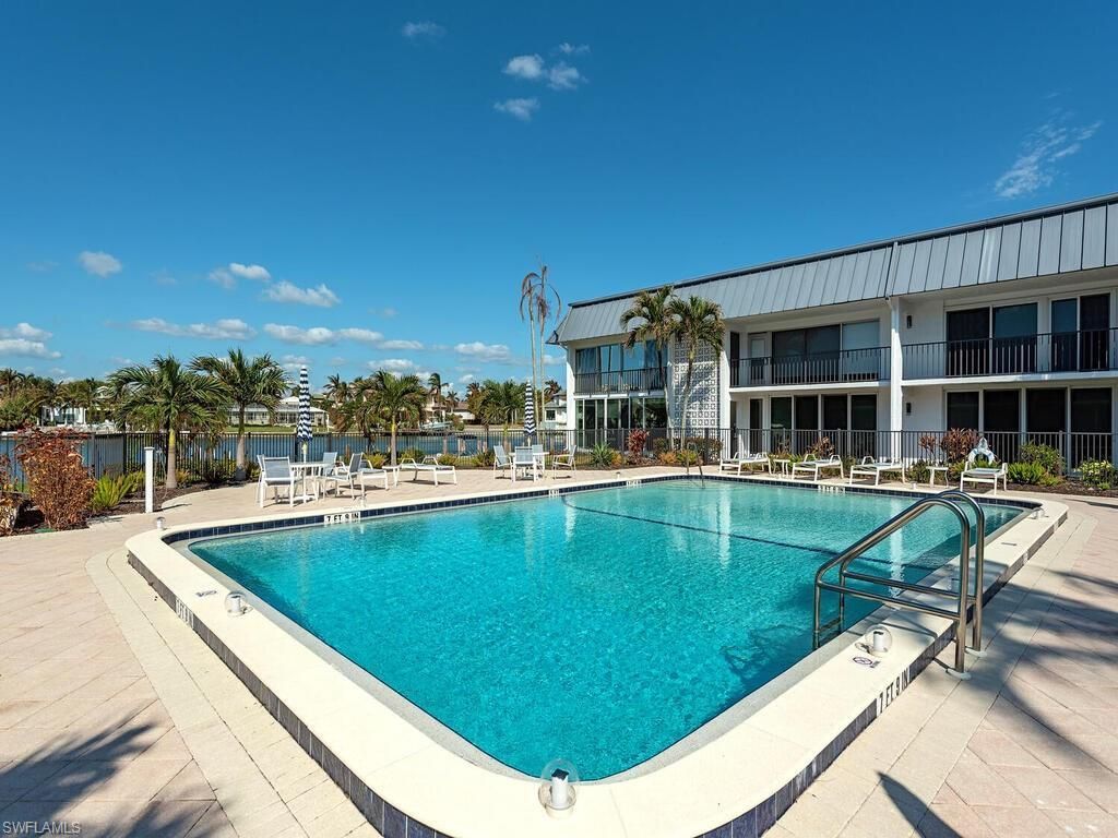 333 Harbour Dr, Unit 108, Naples, FL 34103 Photo