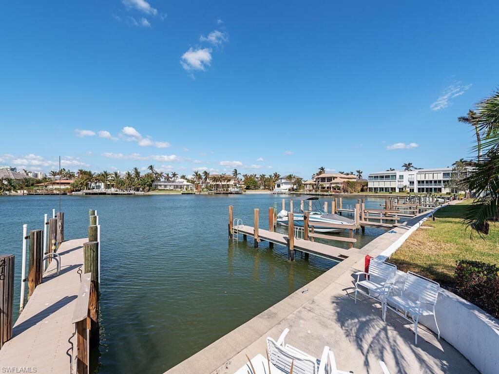 333 Harbour Dr, Unit 108, Naples, FL 34103 Photo
