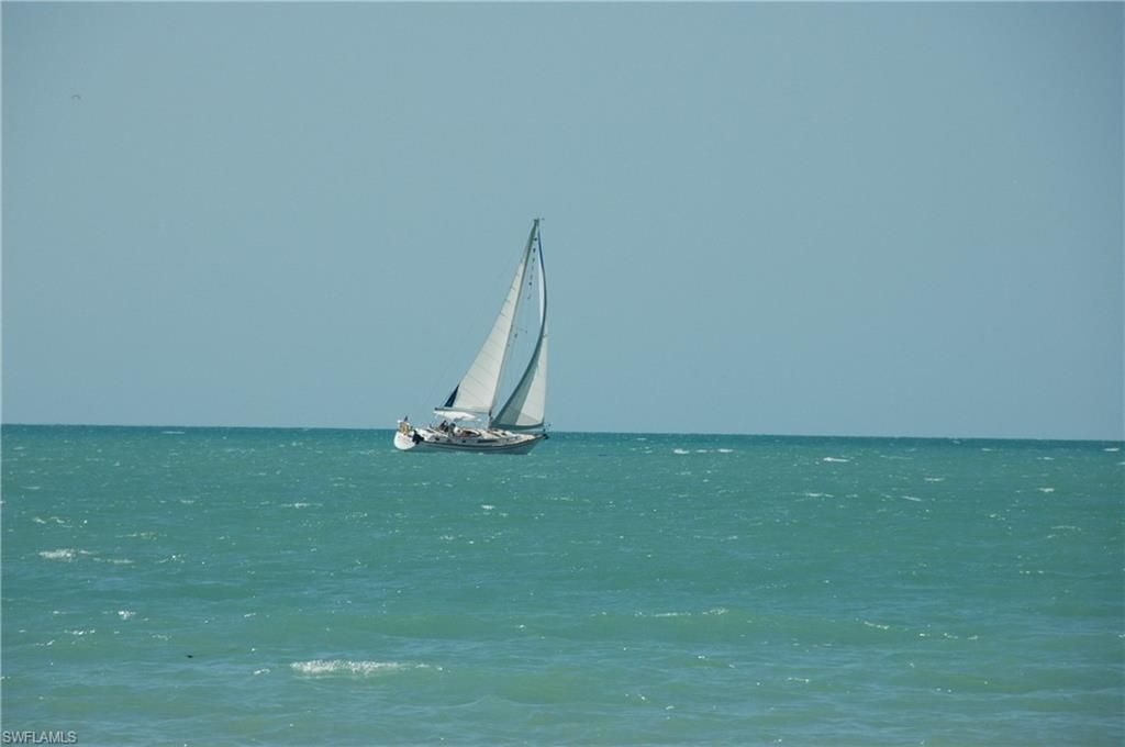 333 Harbour Dr, Unit 108, Naples, FL 34103 Photo