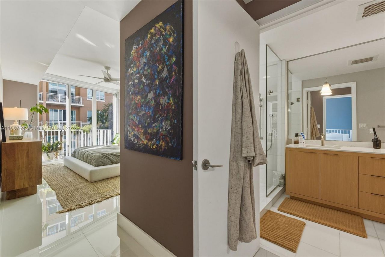 2020 N Bayshore, Unit TH103, Miami, FL 33137 Photo