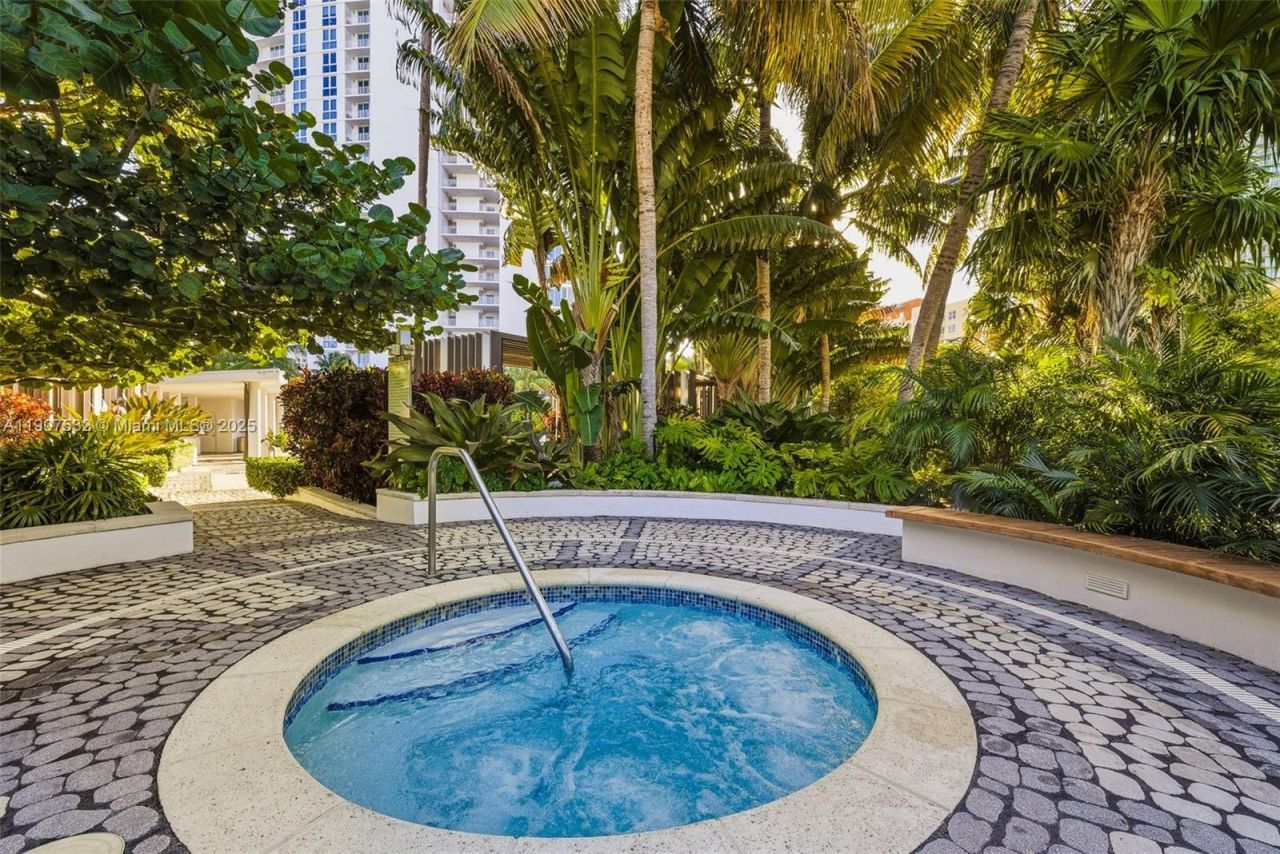 2020 N Bayshore, Unit TH103, Miami, FL 33137 Photo