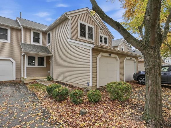 3873 Oakbridge Lane, Dublin, OH 43016