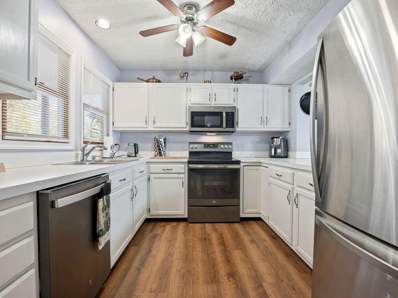 3873 Oakbridge Lane, Dublin, OH 43016 Photo 11