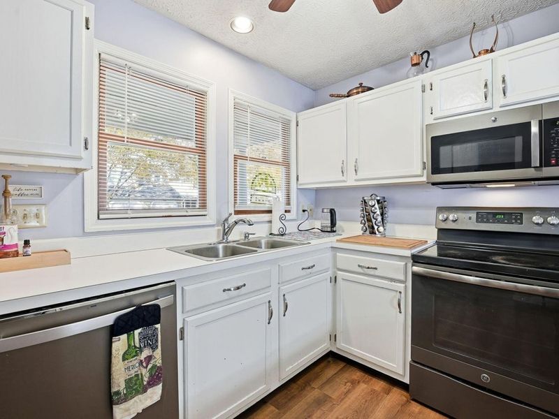 3873 Oakbridge Lane, Dublin, OH 43016 Photo 12