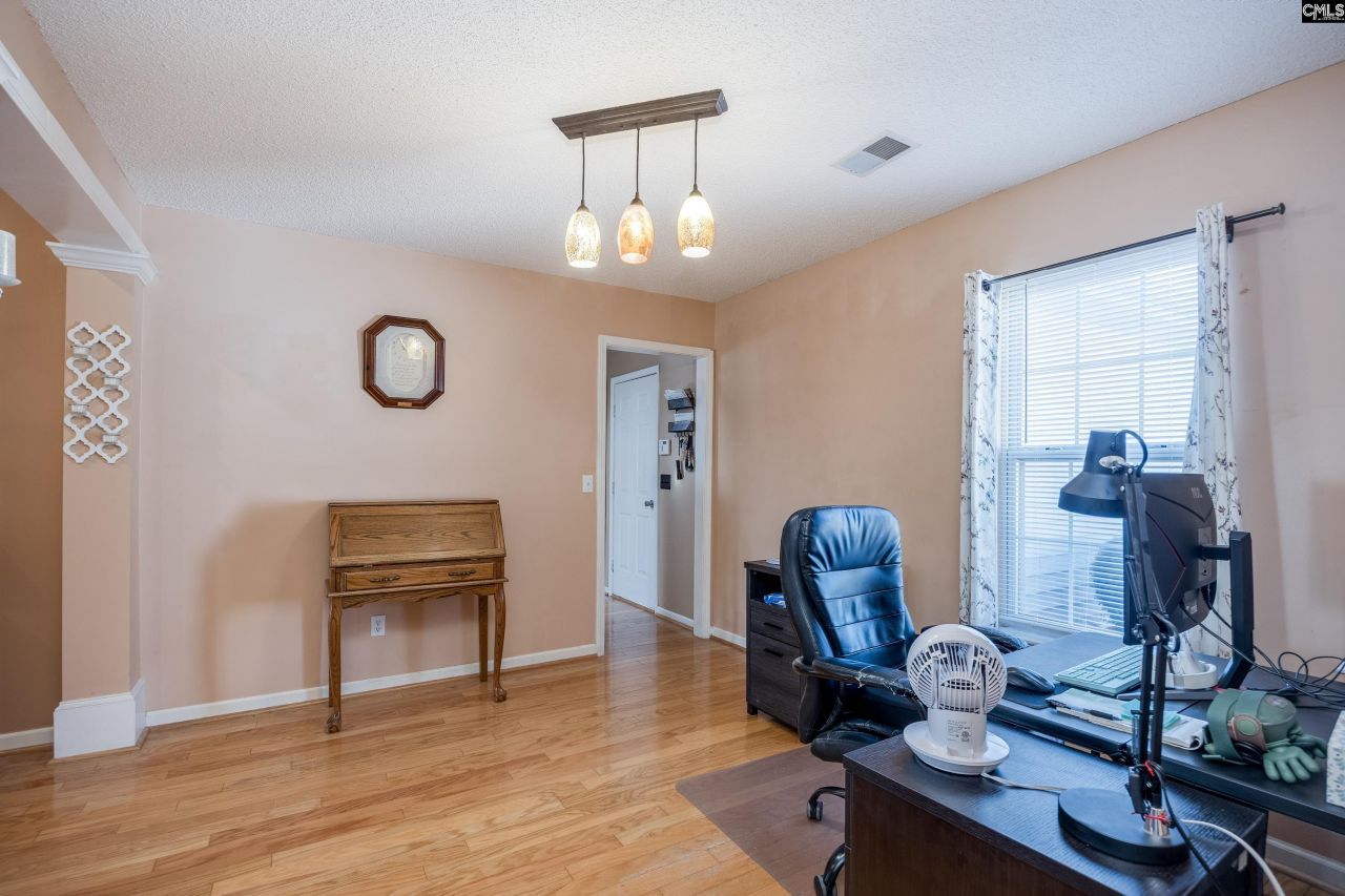 3020 Twin Oaks Way Photo 6