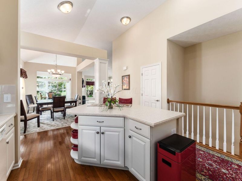 7450 Deer Valley Crossing, Powell, OH 43065 Photo 6