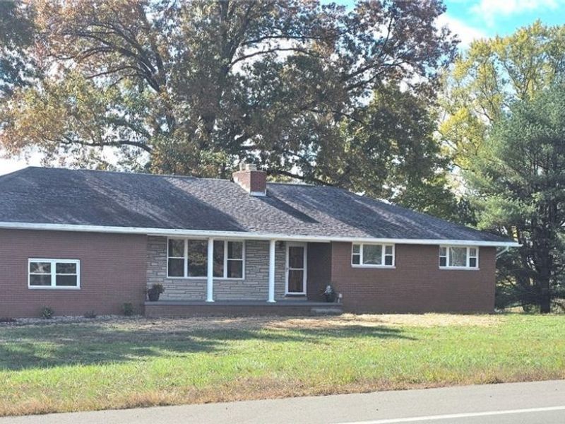 56 Carson Lane, Little Hocking, OH 45742 Photo 2