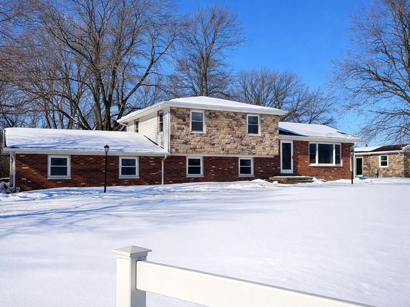 19211 State Route 219, Botkins, OH 45306 Photo 1