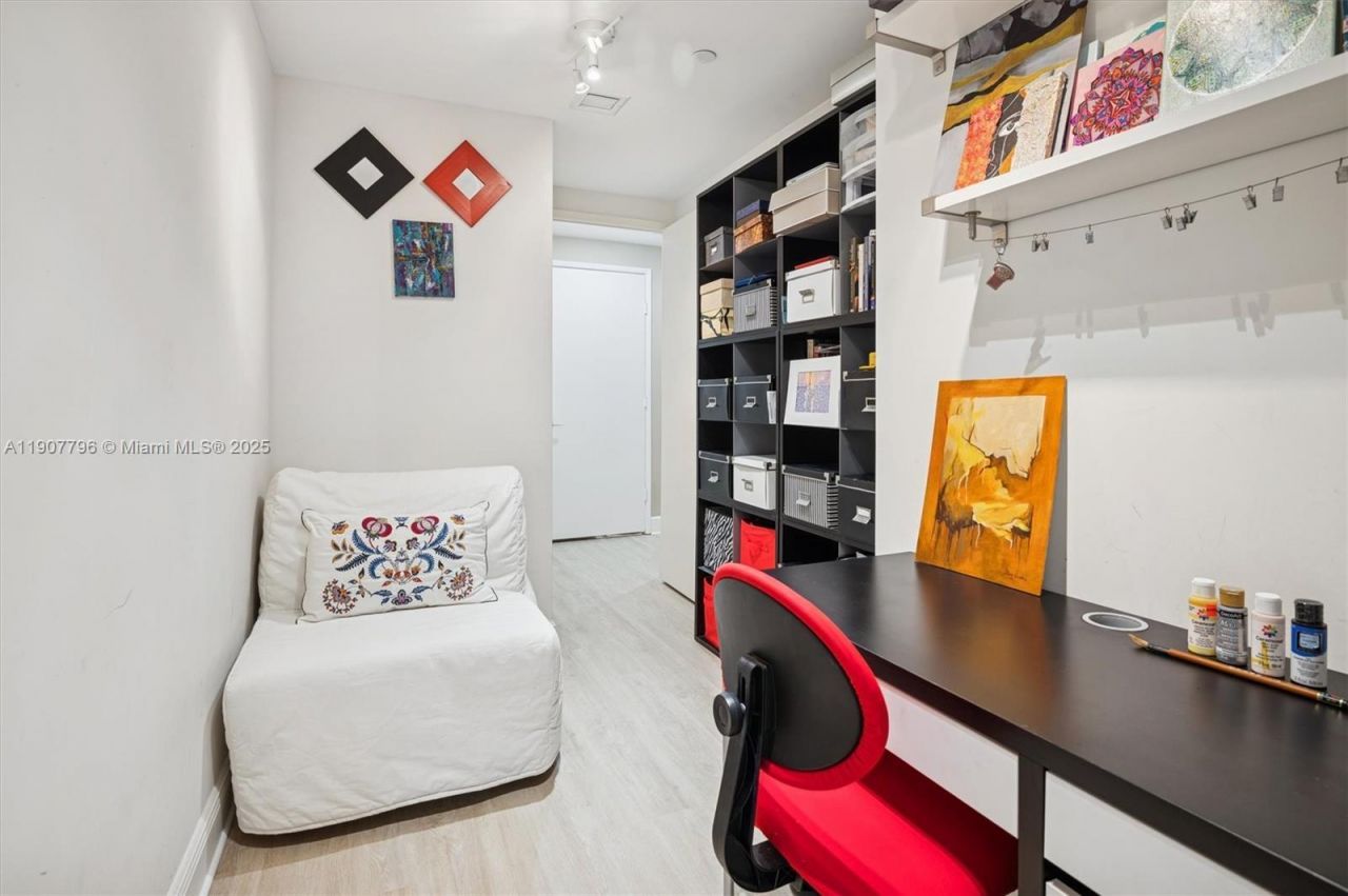 789 Crandon Blvd, Unit 1005, Key Biscayne, FL 33149 Photo