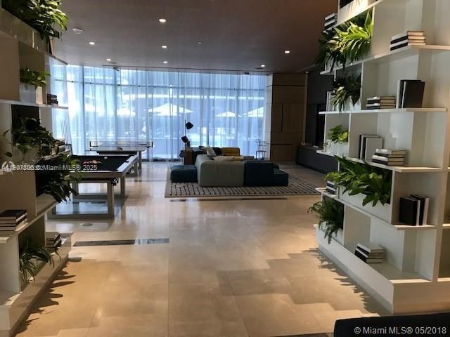 55 SW 9th St, Unit 2510, Miami, FL 33130 Photo