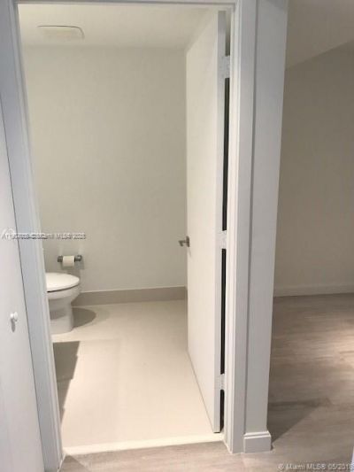 55 SW 9th St, Unit 2510, Miami, FL 33130 Photo