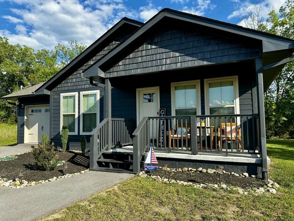 855 Blue Herring Way, Sevierville, TN 37876