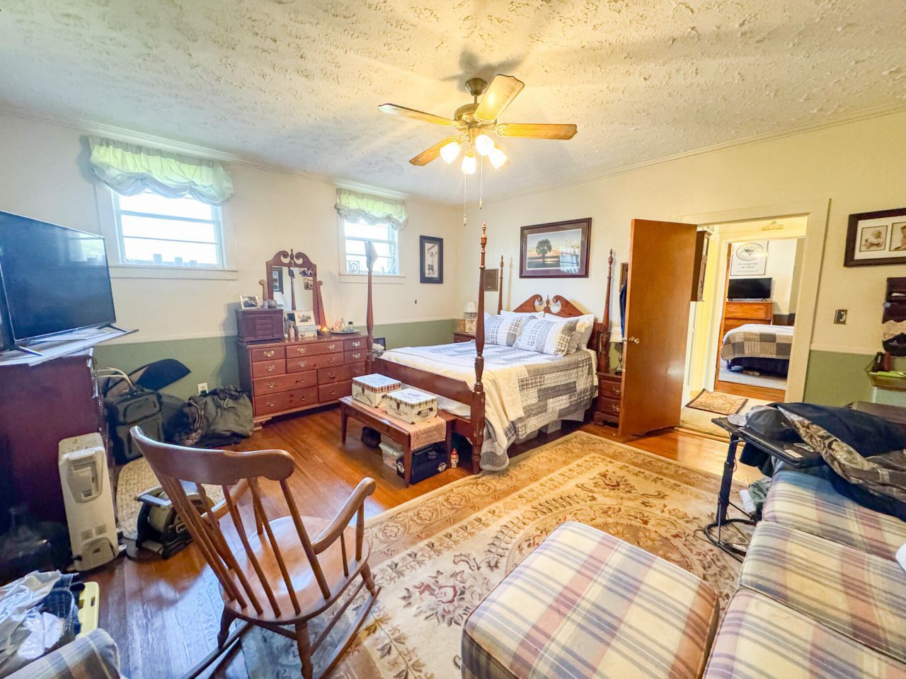 360 Bridge Street Photo 24