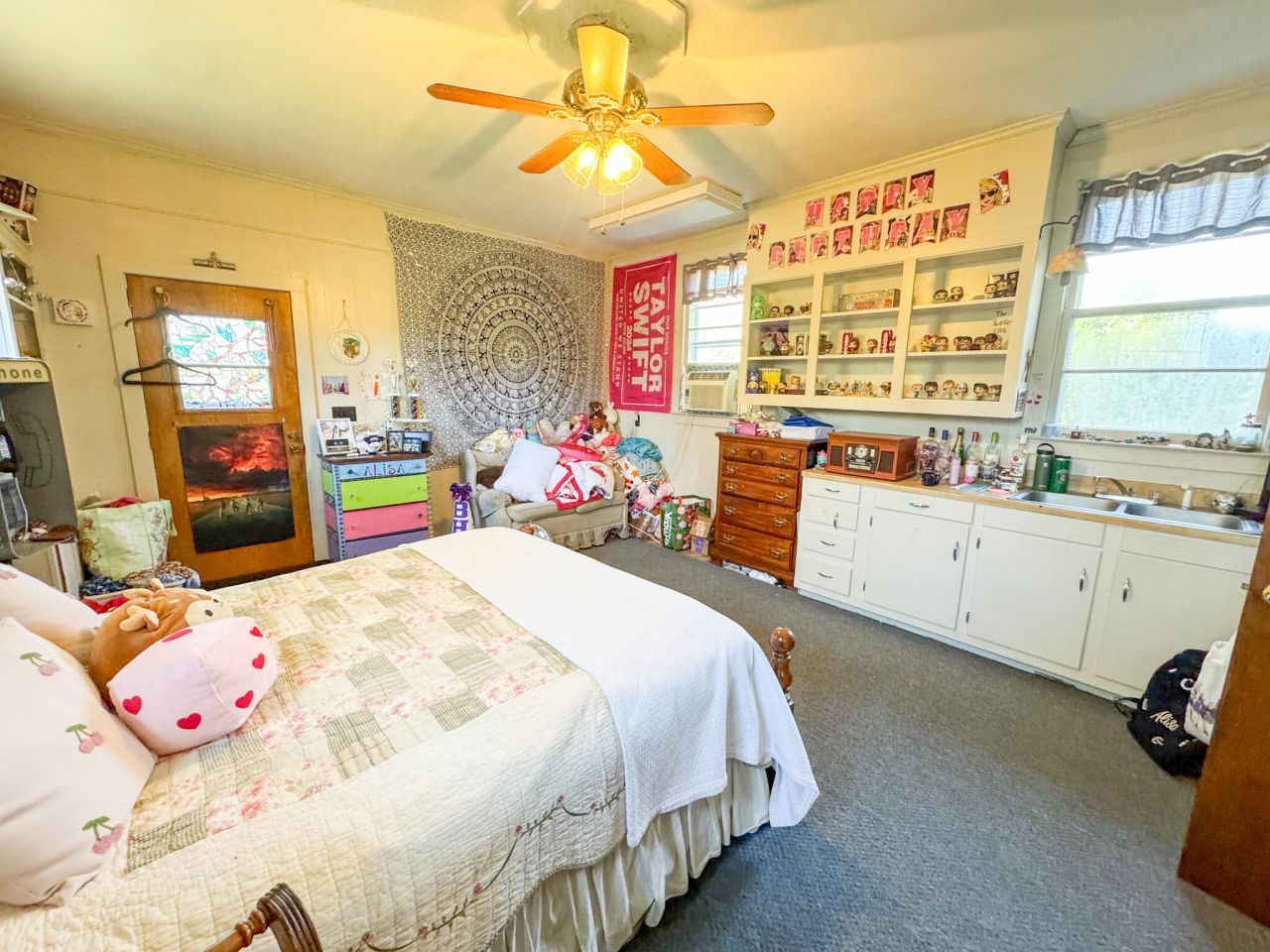 360 Bridge Street Photo 32