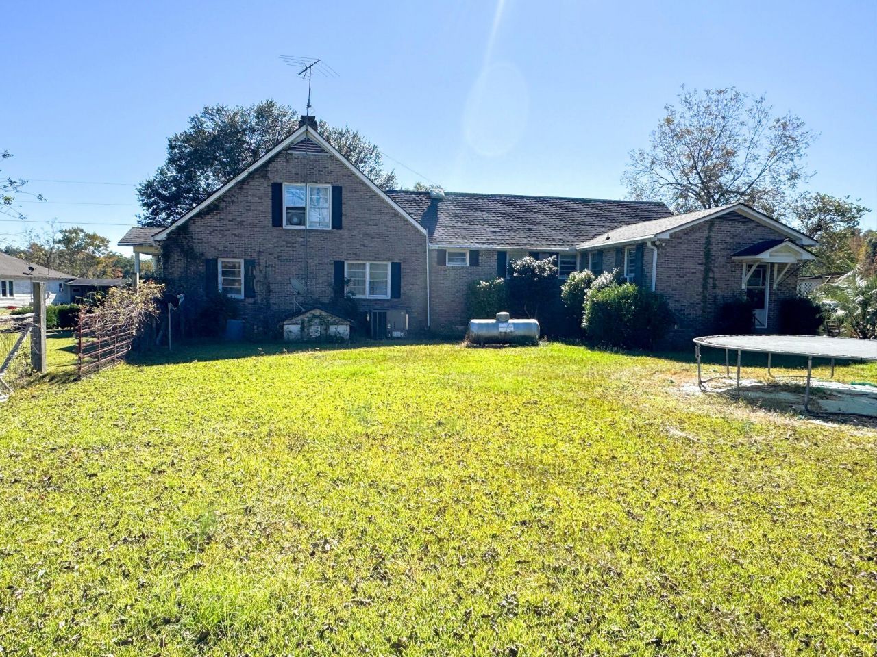 360 Bridge Street Photo 5