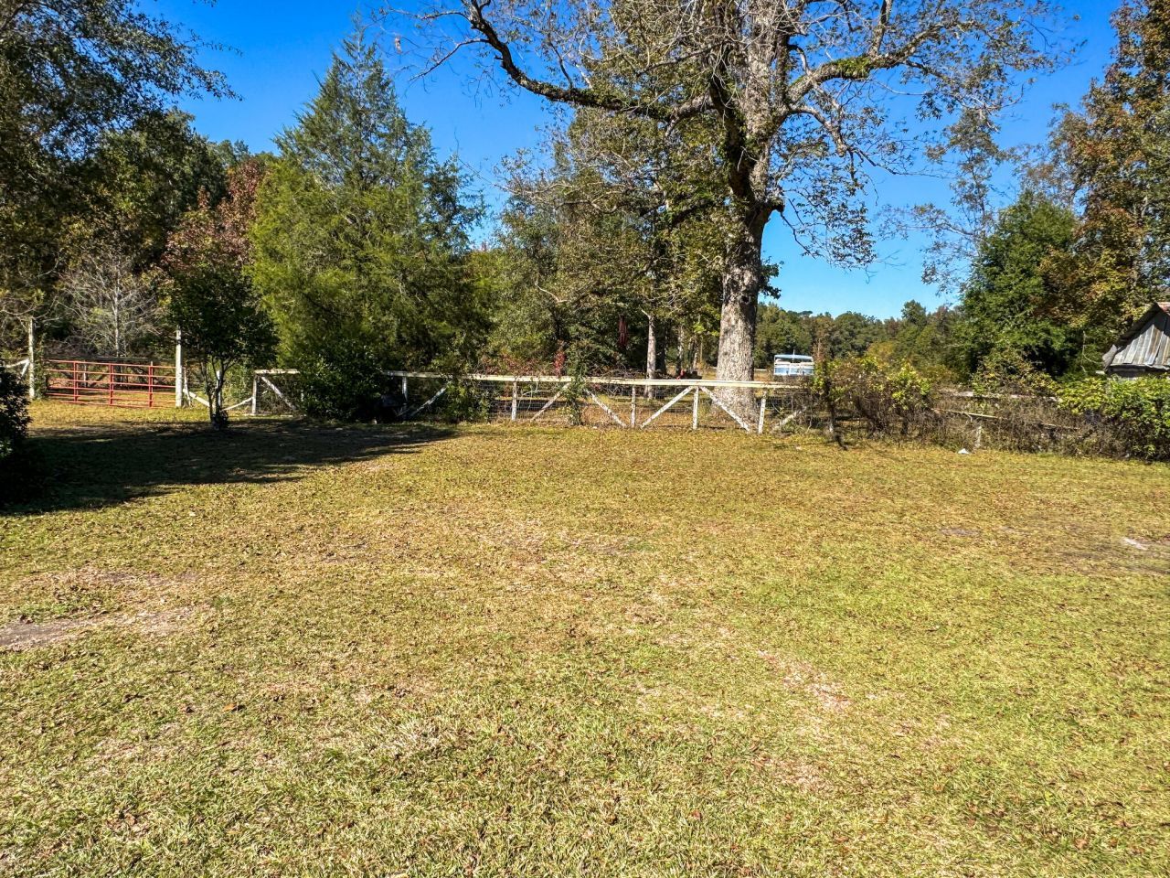 360 Bridge Street Photo 9