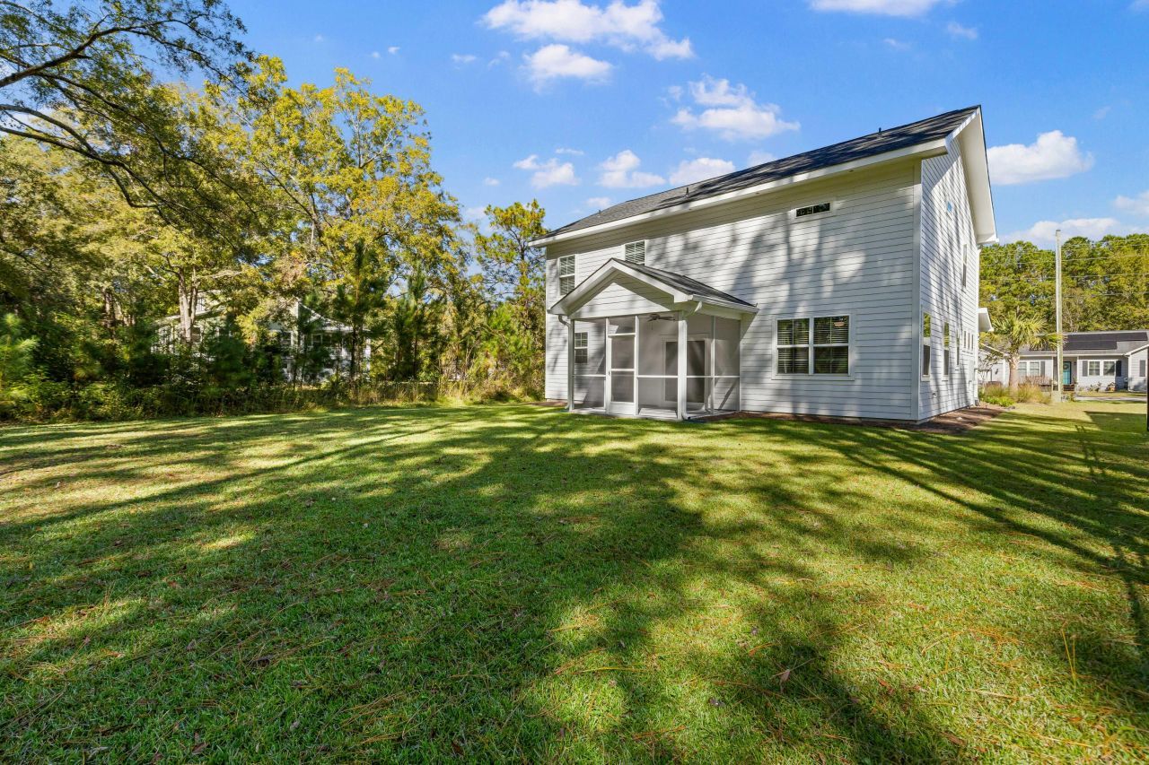 413 Renau Boulevard Photo 25