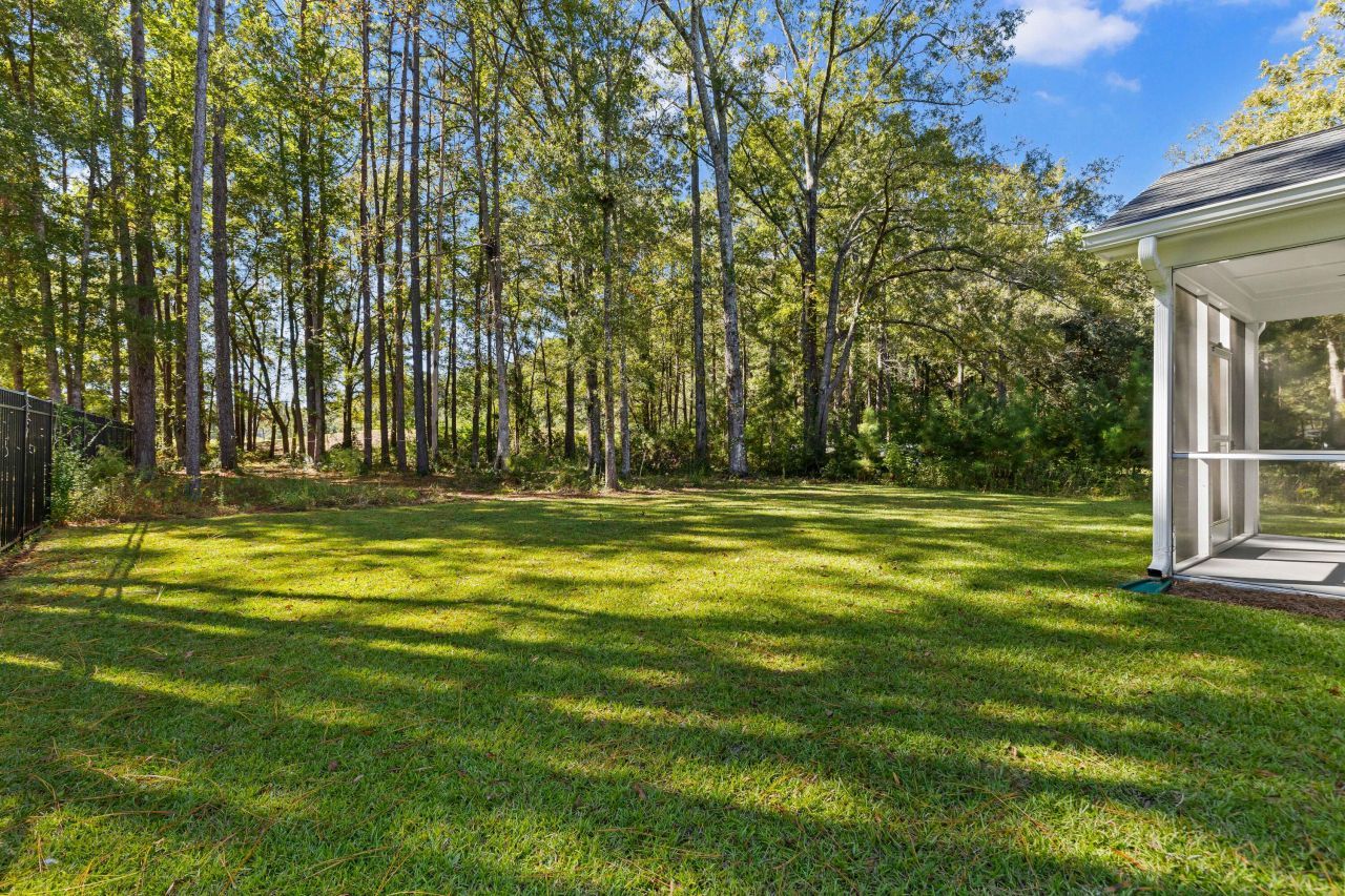 413 Renau Boulevard Photo 26