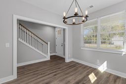 413 Renau Boulevard photo 4