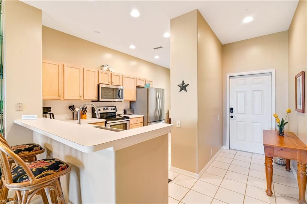 16430 Millstone Cir, Unit 303, Fort Myers, FL 33908 Photo