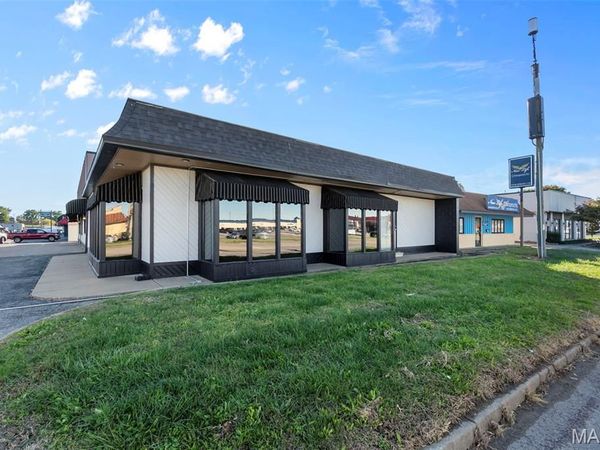 205 S Plaza Way, Cape Girardeau, MO 63703