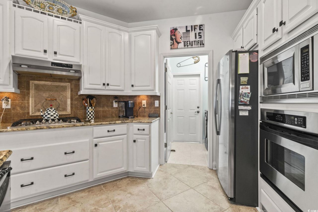 4962 Westwind Dr. Photo 11