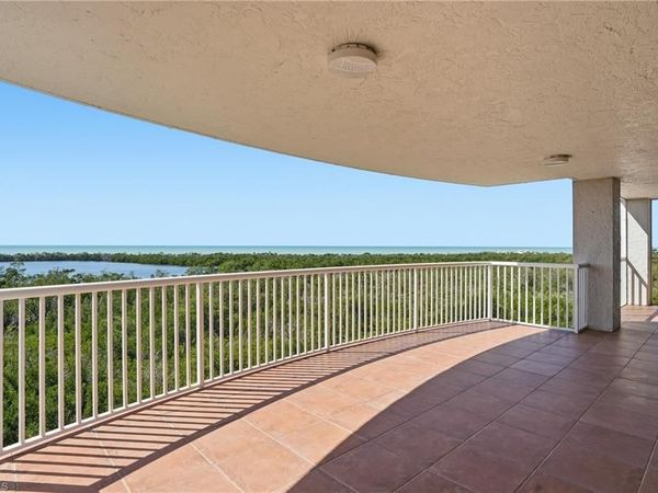 6849 Grenadier BLVD, Unit 701, NAPLES, FL 34108