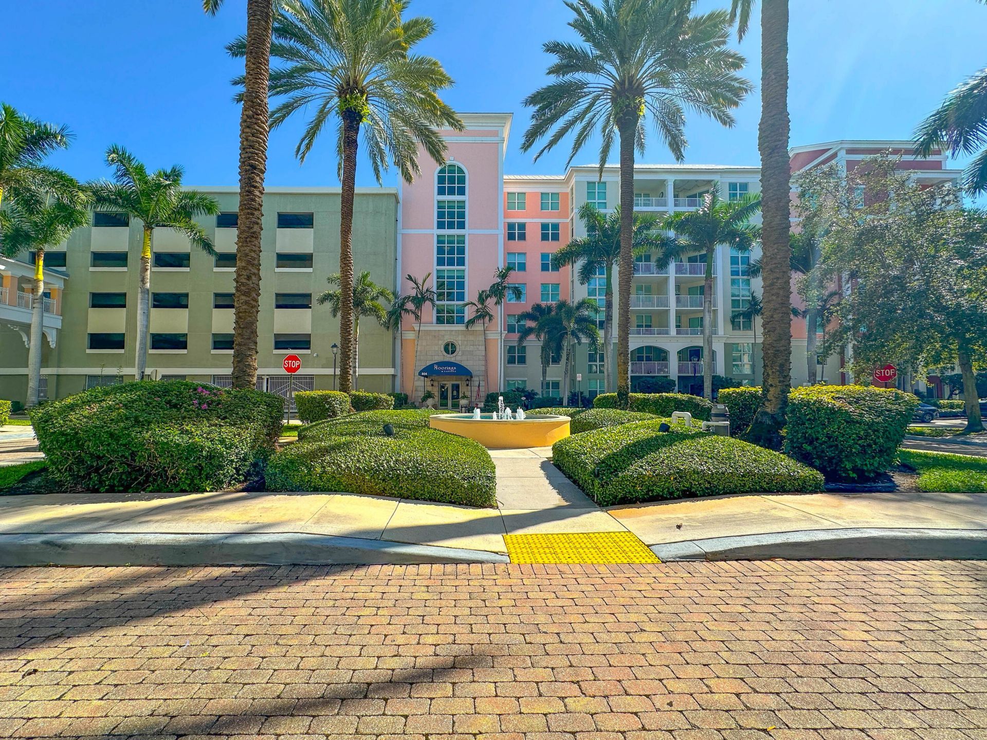 804 E Windward Way, Unit 201, Lantana, FL 33462 Photo